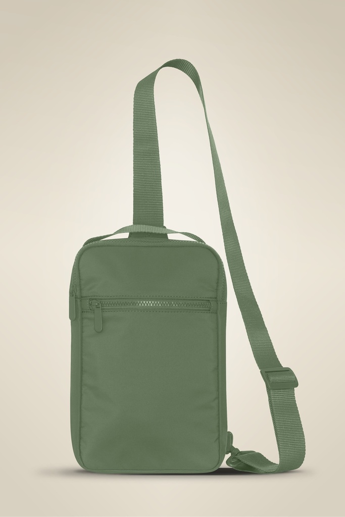 KOI® KOI® MATTE SLING BAG 4 L